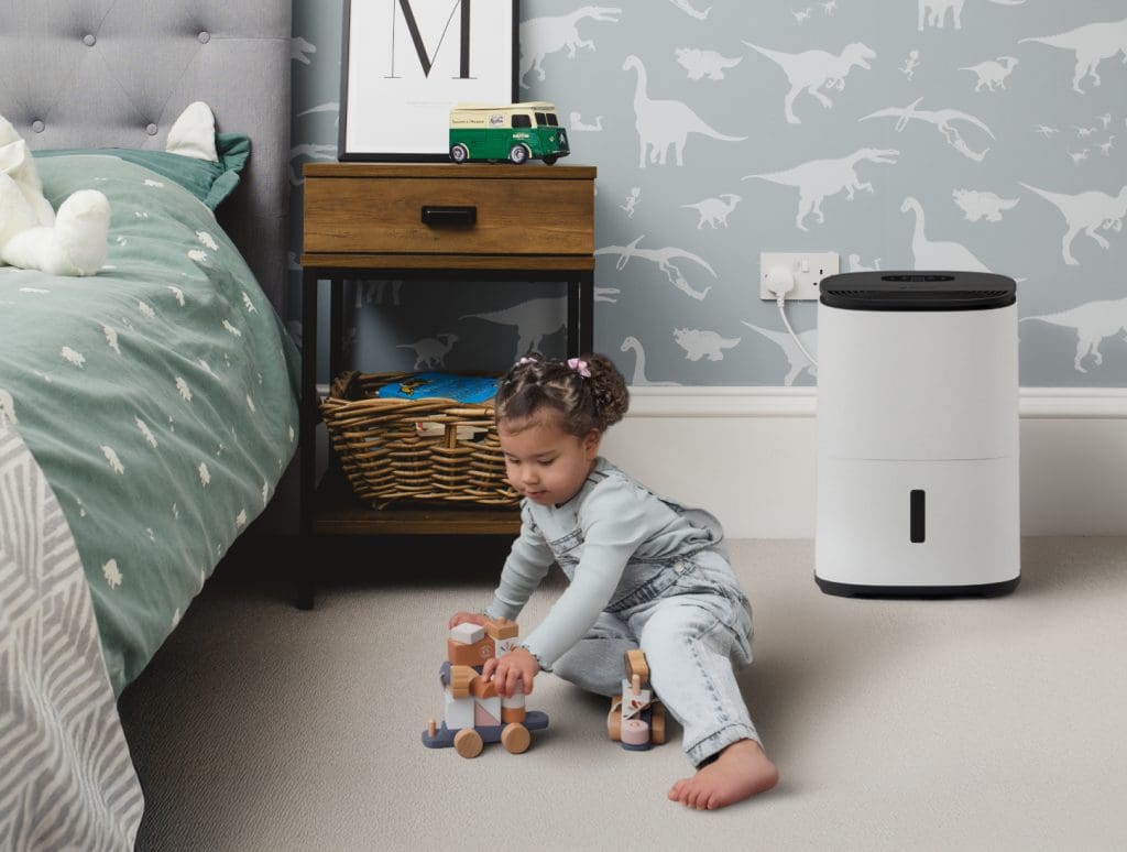 MeacoDry-Arete-Dehumidifier-and-Air-Purifier-2-in-1-in-childs-room